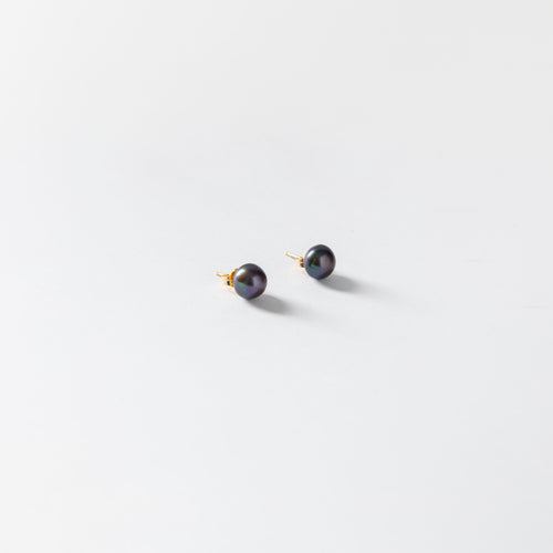 Black Pearl Studs