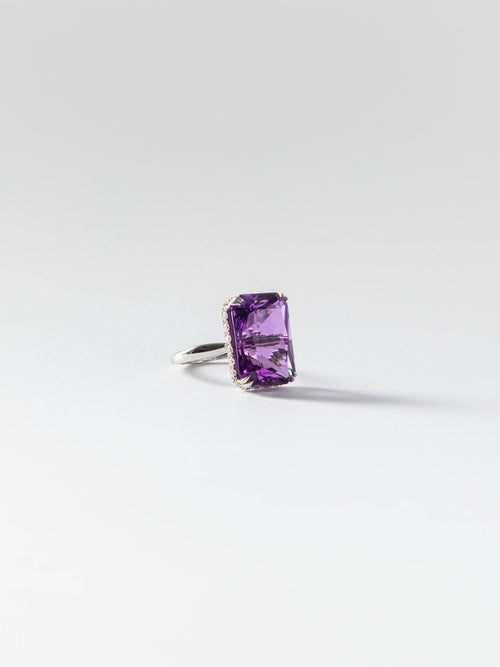 Linda Ring